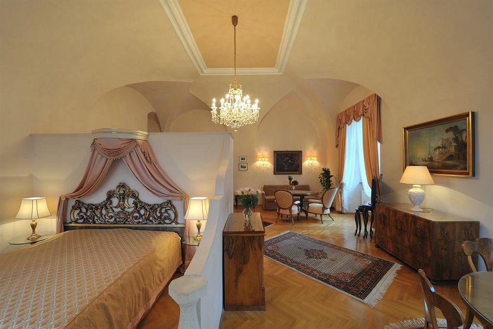 Hotel Schloss Durnstein Екстер'єр фото